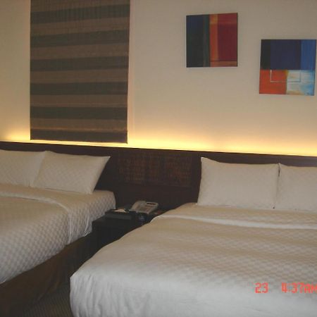 Hip Spa Motel Taichung Dış mekan fotoğraf