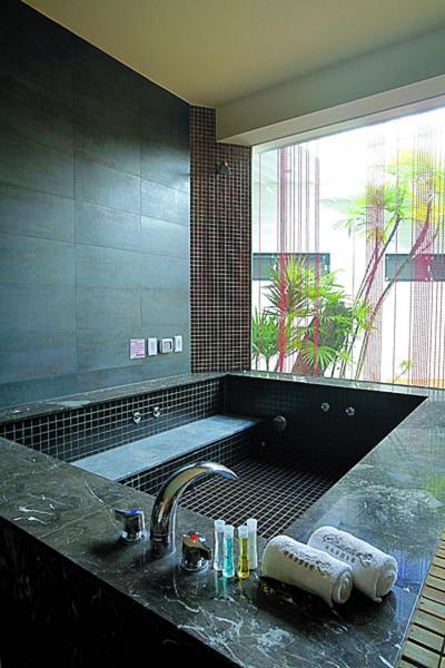Hip Spa Motel Taichung Dış mekan fotoğraf