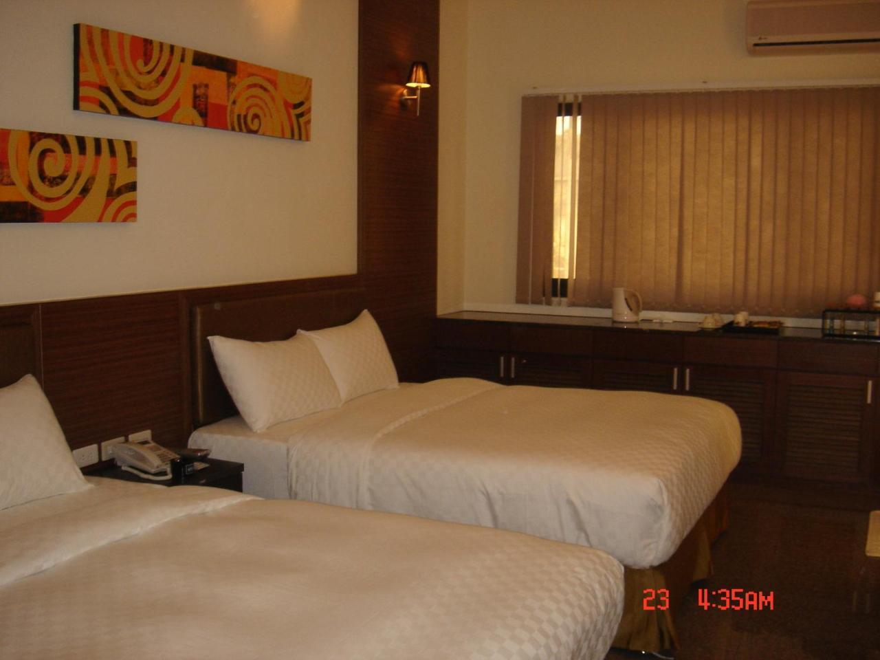 Hip Spa Motel Taichung Dış mekan fotoğraf